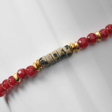 Bracelet en perles de grenat rouge et de jade