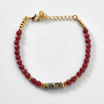 Bracelet en perles de grenat rouge et de jade création l'atelier de sylvie